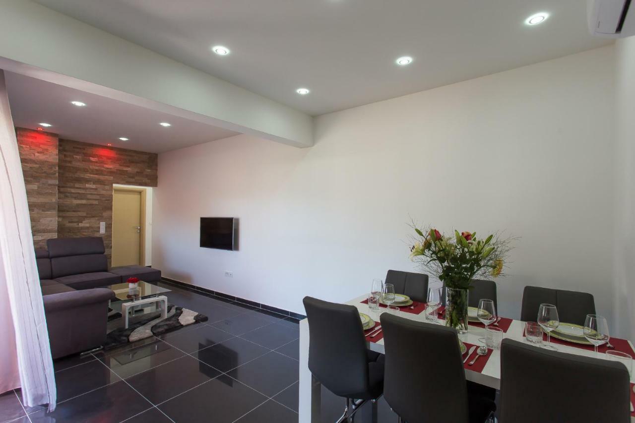 Apartment Marija 2 Near Split Kaštela エクステリア 写真